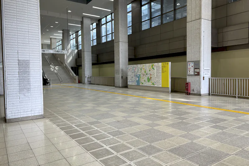 【横浜市営地下鉄ブルーラインセンター北駅】マルシェや大規模プロモーションに適切な改札外イベントスペース