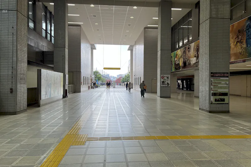 【横浜市営地下鉄ブルーラインセンター北駅】マルシェや大規模プロモーションに適切な改札外イベントスペース