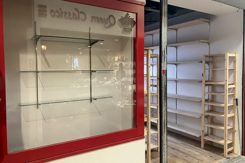 【三宮高架商店街 ピアザkobe 海側No.54】ポップアップストアや販売促進イベントに最適な高架下商店街内のイベントスペース