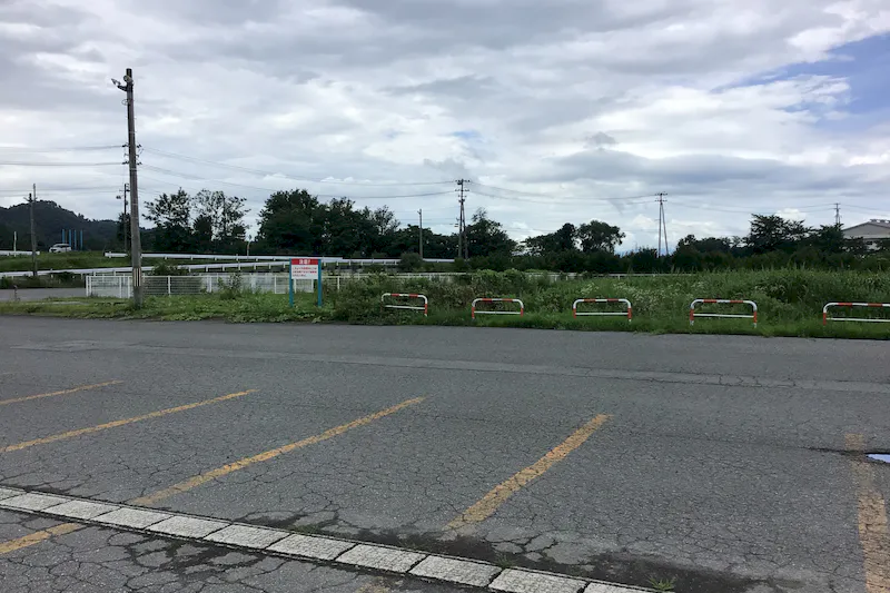 【ダイナム山形長井店｜割引キャンペーン実施中】プロモーションに最適なアミューズメント施設のイベントスペース(店舗駐車場）