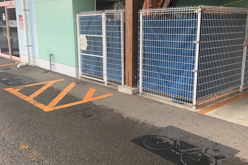 【ダイナム秋田御所野店ゆったり館｜割引キャンペーン実施中】キッチンカーの開催に最適なアミューズメント施設のイベントスペース