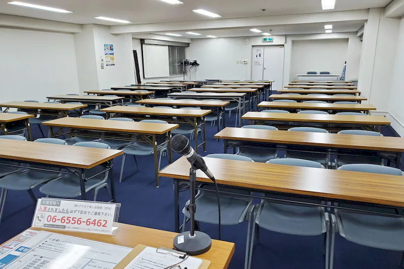 【四ツ橋・近商ビル｜四ツ橋駅1分】最大90名まで利用できる貸し会議室（6階A区画）