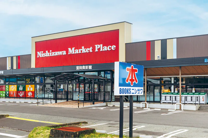 【宮田食彩館】キッチンカー出店やプロモーション催事に最適な店舗前駐車場スペース