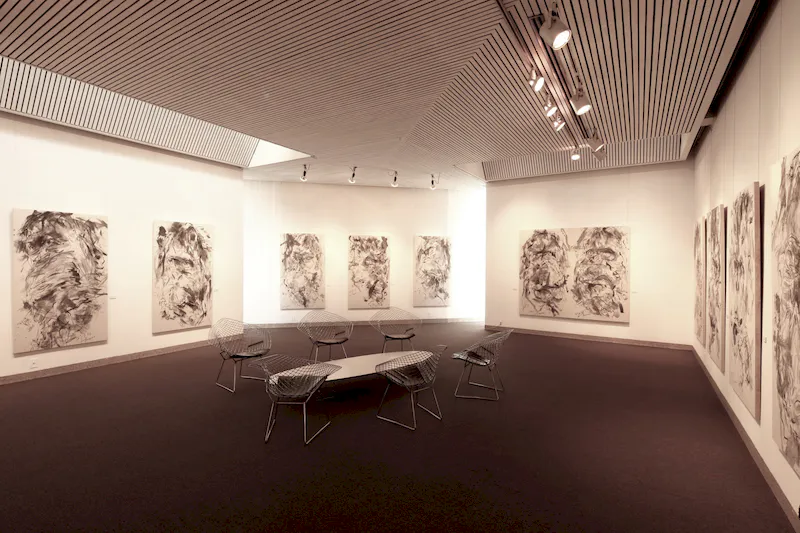 【浜町駅4分／2F】個展・グループ展等のアート展やアパレル展示会、招待制のイベント開催に最適なアクセス環境の良いギャラリースペース