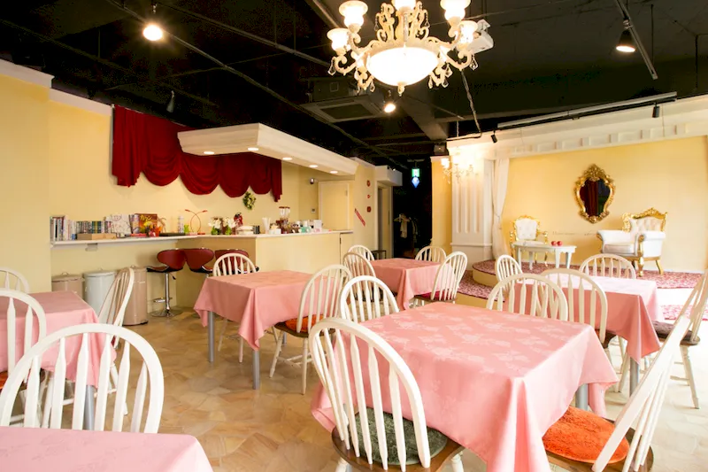 【元町・中華街駅3分】白雪姫のお城カフェをタイムシェアしませんか？（軽飲食業／イベントスペース）