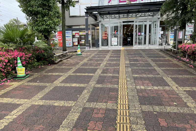 【イオン駒岡店】キッチンカーの出店が可能な複合商業施設屋外イベントスペース