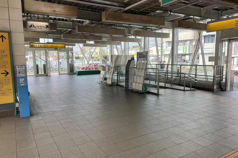 【横浜市営地下鉄グリーンライン東山田駅｜割引キャンペーン実施中】各種プロモーションや物販、食物販のポップアップストアに最適な改札外正面のイベントスペース