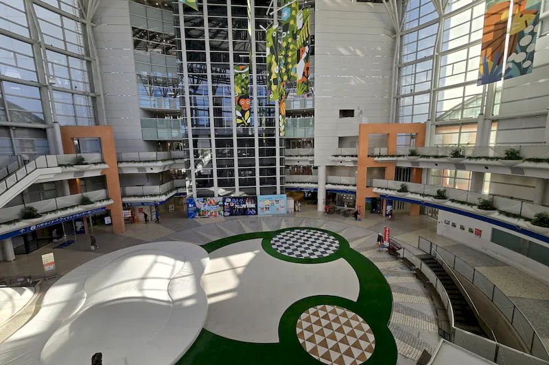 【ROKKO i PARK／アイランドセンター駅直結】商業施設3Fにある広場スペース｜物販やプロモーション催事に最適