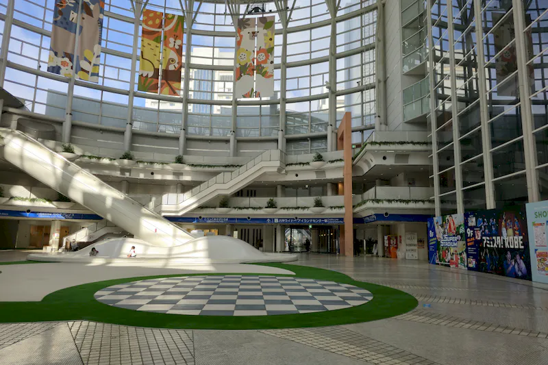 【ROKKO i PARK／アイランドセンター駅直結】商業施設3Fにある広場スペース｜物販やプロモーション催事に最適