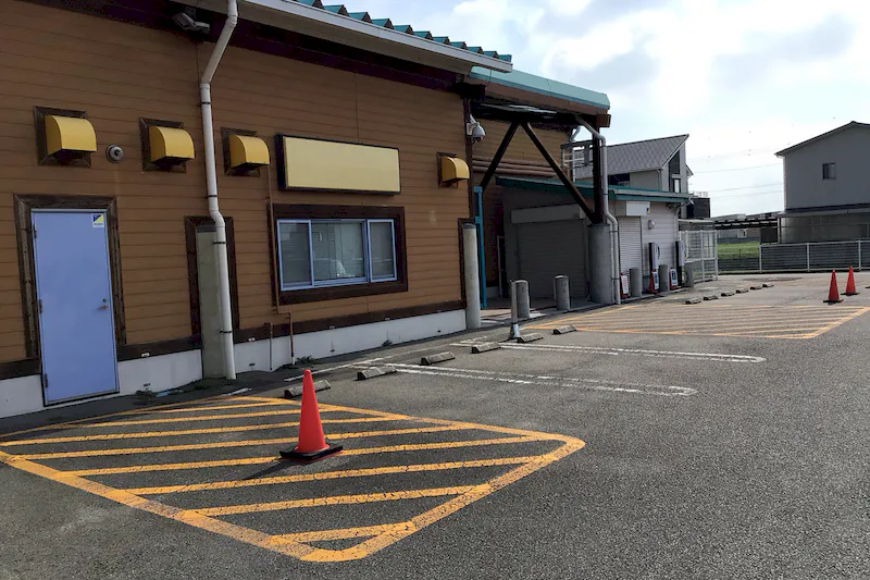 【ダイナム徳島板野店ゆったり館｜割引キャンペーン実施中】キッチンカーやプロモーションに最適なアミューズメント施設のイベントスペース