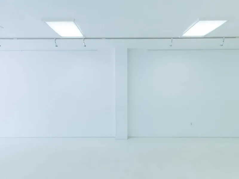 【赤坂駅4分】展示会やポップアップストアに最適な白を基調とした視認性抜群の路面スペースの画像2