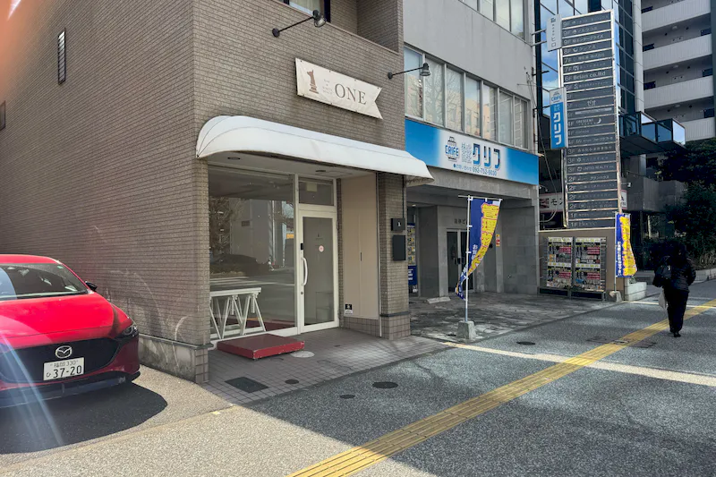 【赤坂駅4分】展示会やポップアップストアに最適な白を基調とした視認性抜群の路面スペース
