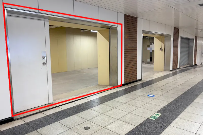 【横浜市営地下鉄ブルーライン関内駅・改札外A区画（改札側）】物販、食物販のポップアップストアに最適な人通りの多い改札外イベントスペース