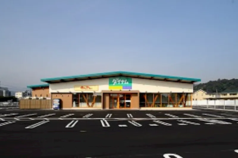【ダイナム大分日田店ゆったり館｜割引キャンペーン実施中】キッチンカー出店やプロモーションイベントに最適なアミューズメント施設のイベントスペース