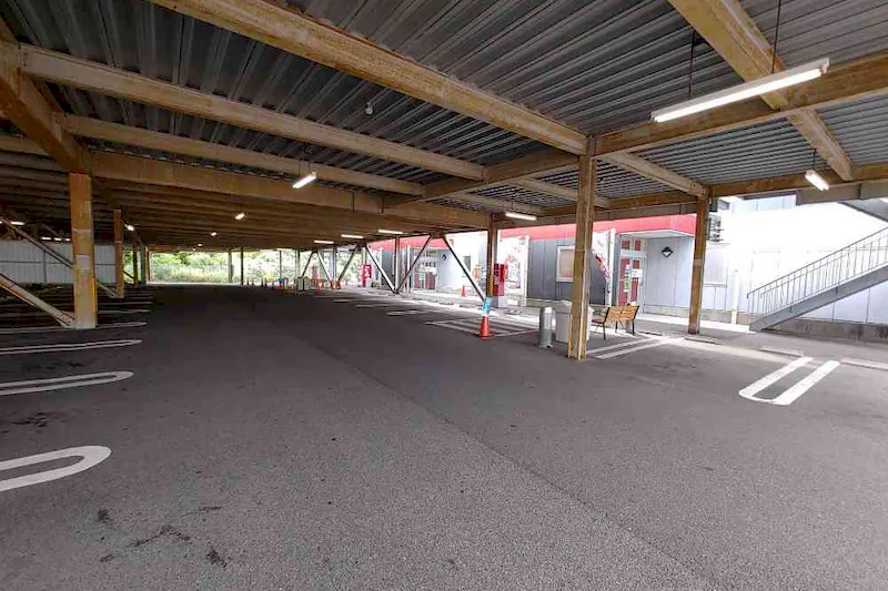 【ダイナム呉焼山店｜割引キャンペーン実施中】キッチンカーやプロモーション等に最適なアミューズメント施設のイベントスペース