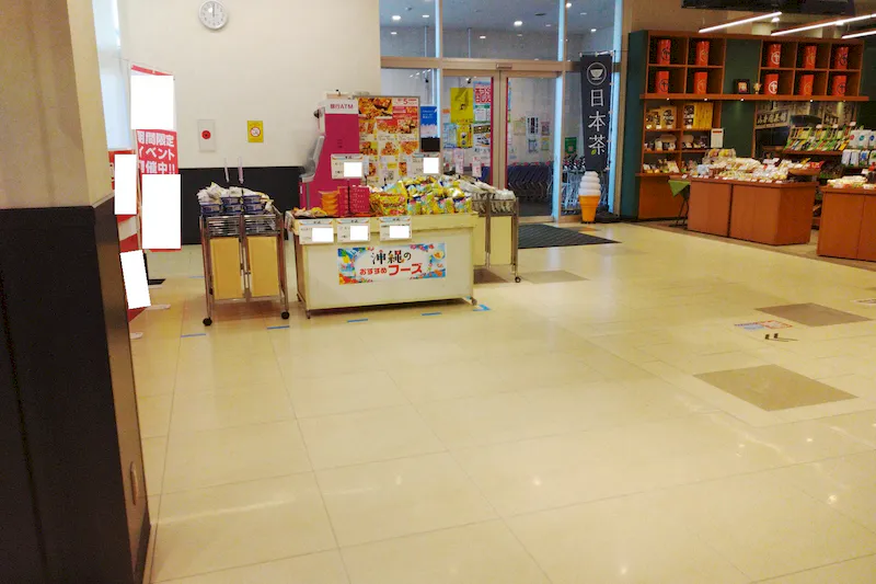 【イオンなかま店（福岡県）】食品レジ横催事場　B区画　催事スペース