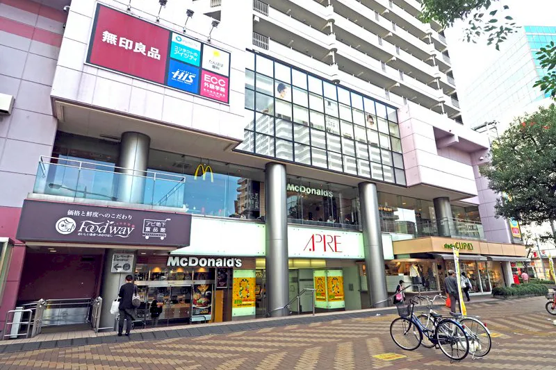 【赤羽アピレ】プロモーションやポップアップストアに最適な駅チカ商業施設内の地下1階食料品売場近くのイベントスペース