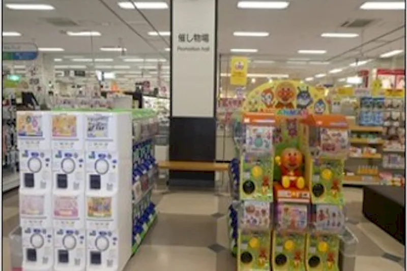 【イオン常陸大宮店】各種プロモーションや物販、食物販のポップアップストアに最適な1F 四六時中前の催事イベントスペース