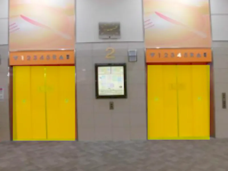 【イオンモール神戸北】モール内広告 エレベーターの画像1