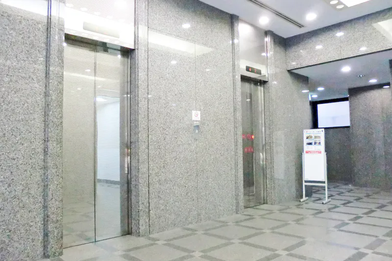 【四ツ橋駅1分】セミナーやワークショップに適した駅出口目の前のアクセス良好なスペース
