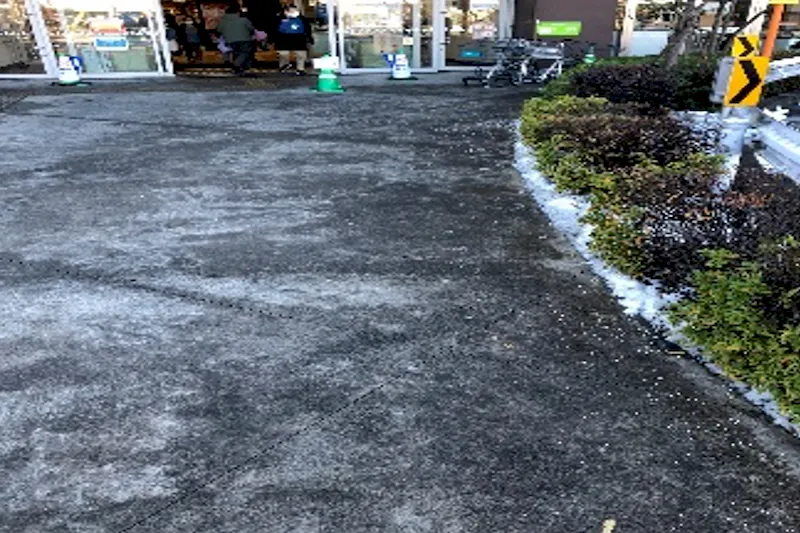 【ララガーデン川口】1階 どんぐり広場前