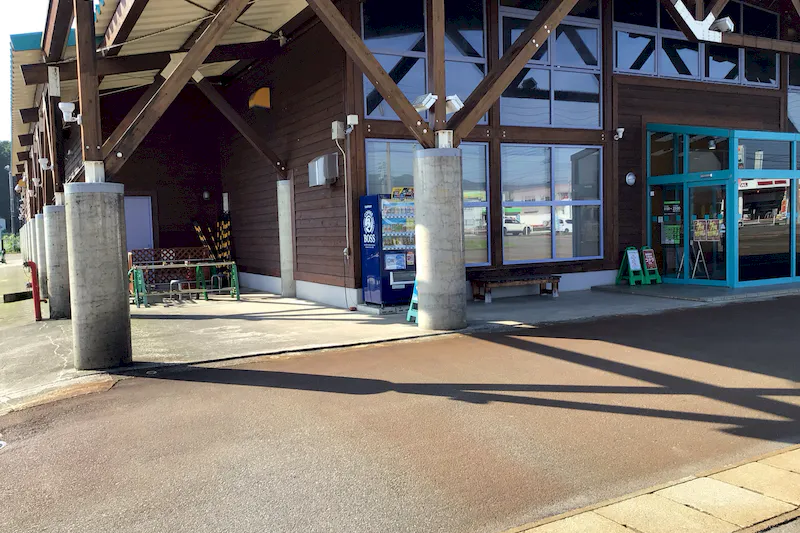 【ダイナム十日町店｜割引キャンペーン実施中】キッチンカーやプロモーションイベントの開催に最適なアミューズメント施設のイベントスペース