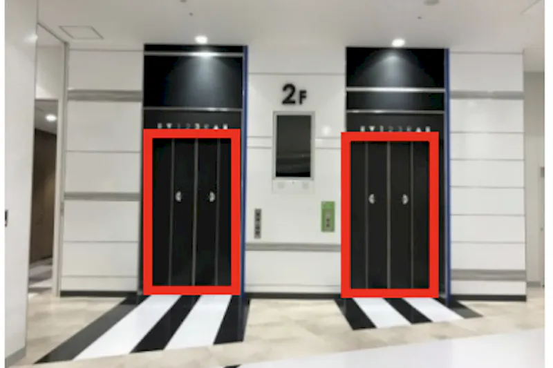 【イオンモール座間】モール内広告 エレベーター