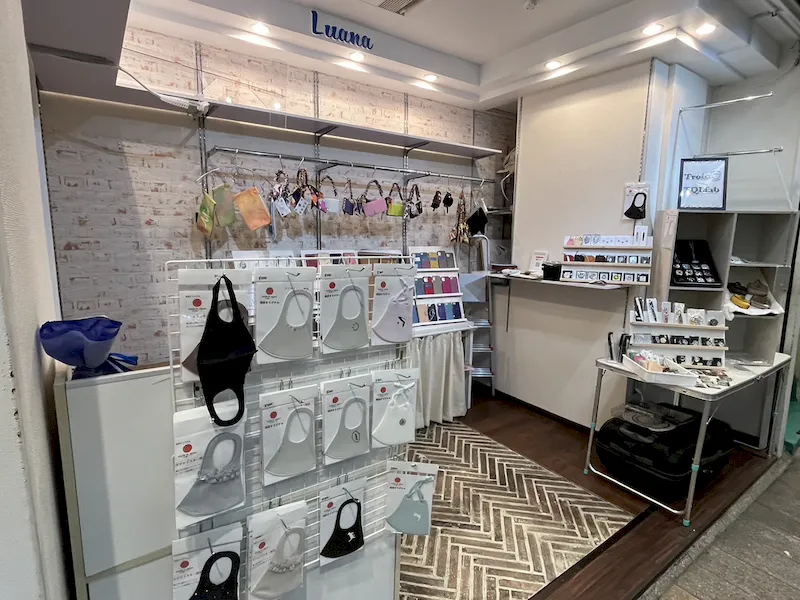 【三宮高架商店街 ピアザkobe 海側No.35】スペース2