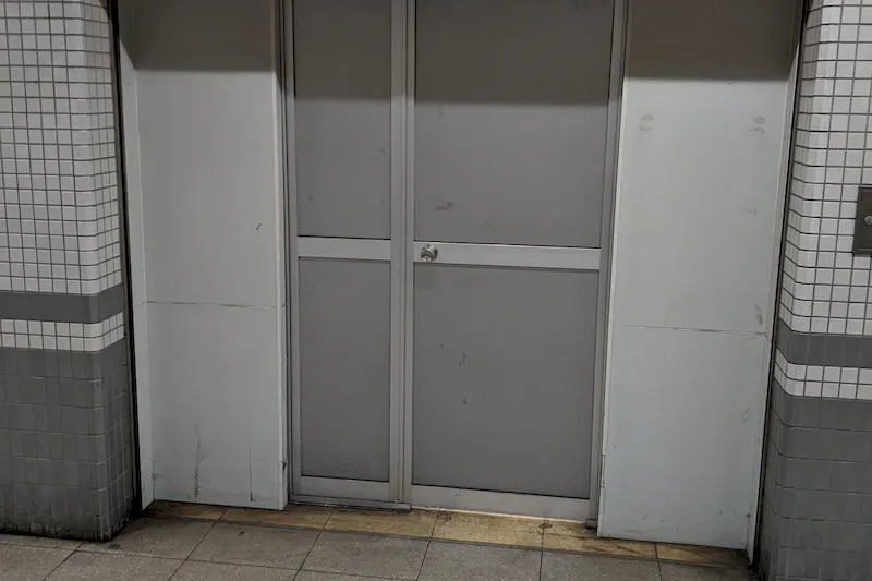 【三条駅】プロモーションイベントや食物販、物販のポップアップストアに最適な改札内・外どちらからもアクセスできるイベントスペース