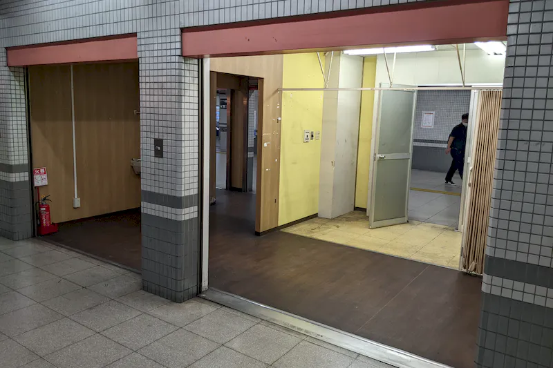 【三条駅】プロモーションイベントや食物販、物販のポップアップストアに最適な改札内・外どちらからもアクセスできるイベントスペース