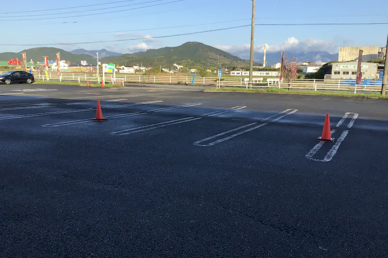 【ダイナム宮崎日南店ゆったり館｜割引キャンペーン実施中】キッチンカー出店やプロモーションイベントに最適なアミューズメント施設のイベントスペース