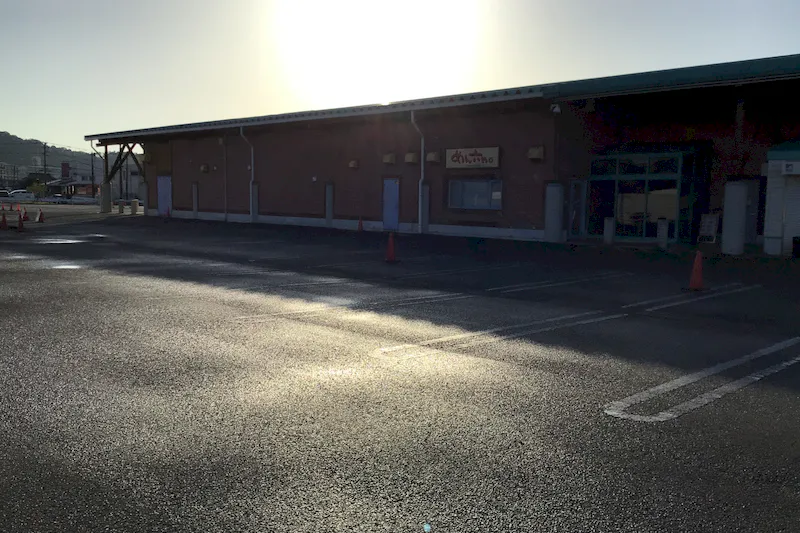 【ダイナム宮崎日南店ゆったり館｜割引キャンペーン実施中】キッチンカー出店やプロモーションイベントに最適なアミューズメント施設のイベントスペース