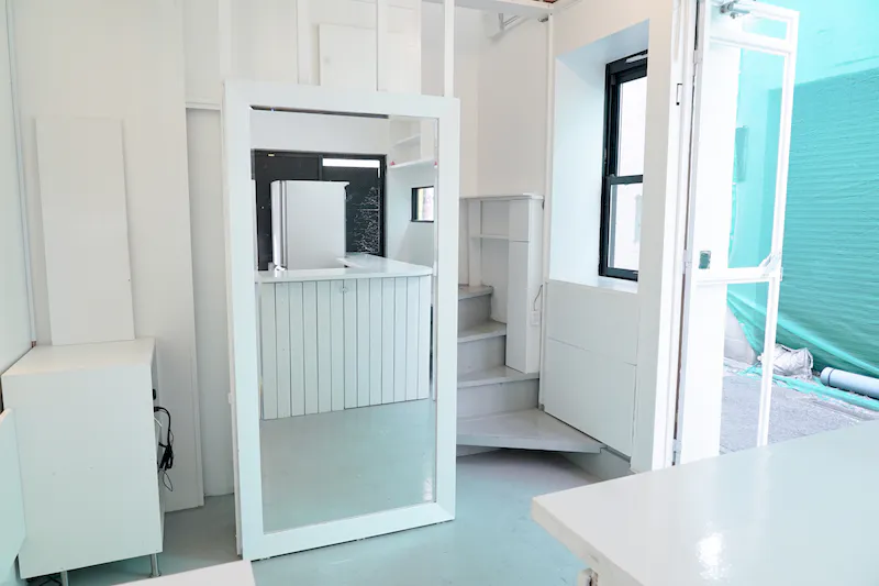 【大岡山駅2分】ポップアップや展示会、物販に最適な路面窓ガラスの大岡山北本通り商店沿い1棟貸しのスペース