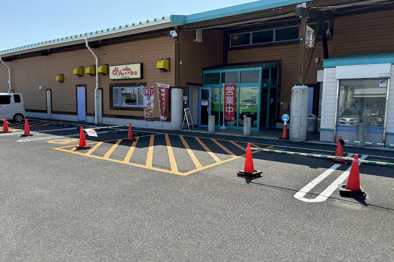 【ダイナム佐賀三日月店ゆったり館｜割引キャンペーン実施中】キッチンカー出店やプロモーションイベントに最適なアミューズメント施設のイベントスペースの画像
