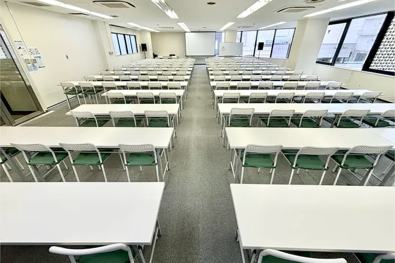 【青葉通一番町駅1分】会議やセミナーに適した150名程度収容可能なレンタルスペース