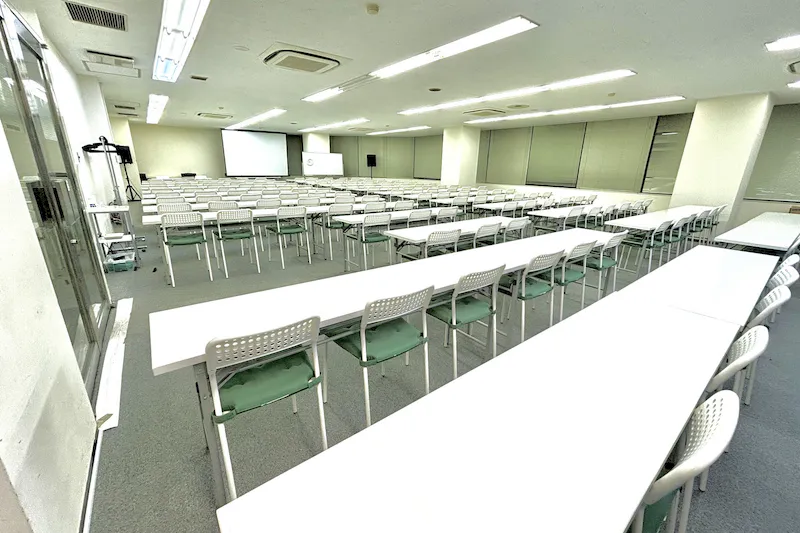 【青葉通一番町駅1分】会議やセミナーに適した150名程度収容可能なレンタルスペース