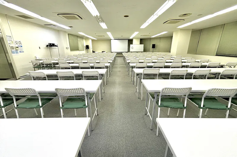 【青葉通一番町駅1分】会議やセミナーに適した150名程度収容可能なレンタルスペース
