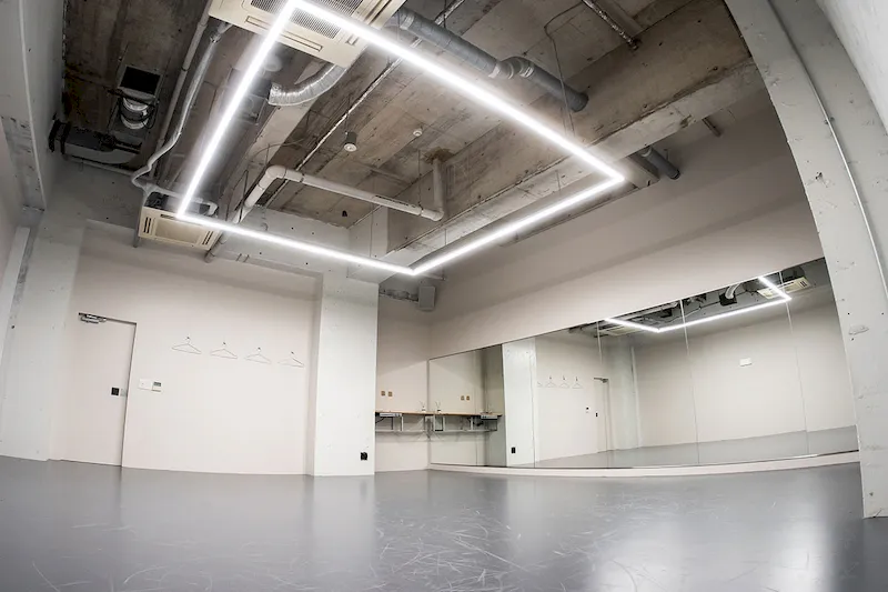 【西早稲田駅0分】展示会や各種イベントに最適な洗練された地下のイベントスペース(全館貸切)