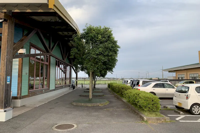 【ダイナム茨城北茨城店｜割引キャンペーン実施中】キッチンカー出店やプロモーションイベントに最適なアミューズメント施設のイベントスペース