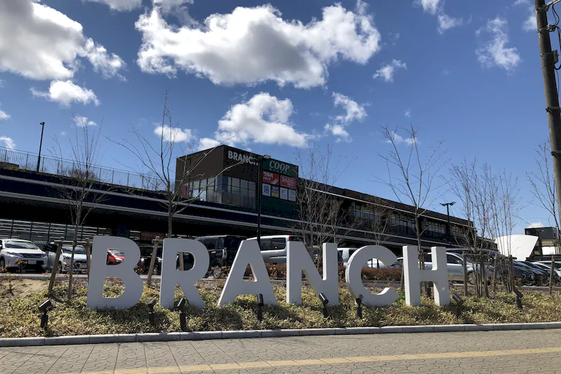 【BRANCH仙台】 キッチンカー出店が可能なEAST1F西側屋外スペース