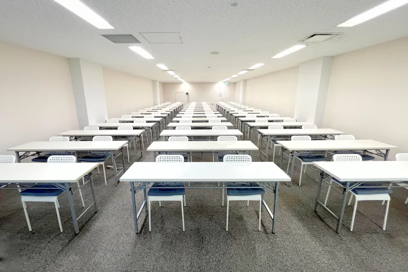 【六本木一丁目駅4分】招待制の製品PR会や受注販売会120名程度収容可能なレンタルスペース