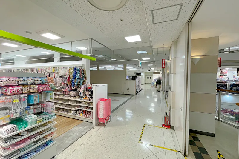 【イオン大網白里店】各種ポップアップやプロモーションイベントに最適な商業施設2階100円ショップ横にある区画タイプのスペース
