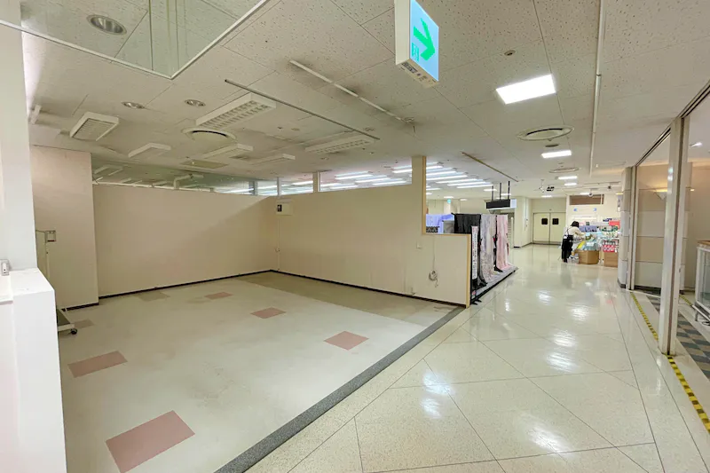 【イオン大網白里店】各種ポップアップやプロモーションイベントに最適な商業施設2階100円ショップ横にある区画タイプのスペース
