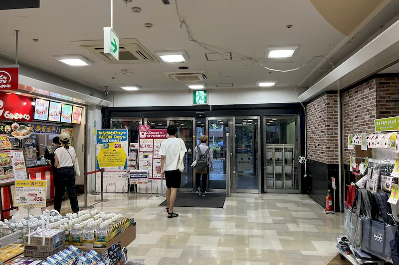 【イオンスタイル東神奈川】販売促進活動や物販に適した入口付近の通行客の多いスペース（銀だこ前）