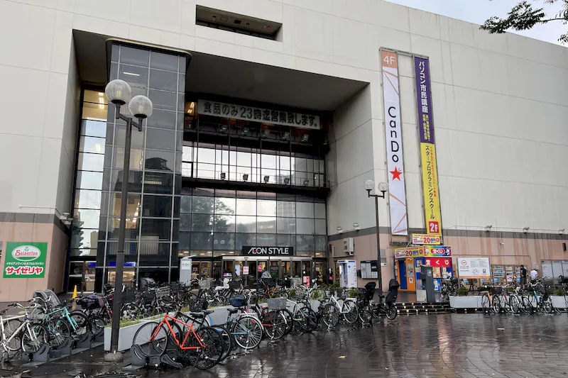 【イオンスタイル東神奈川】販売促進活動や物販に適した入口付近の通行客の多いスペース（銀だこ前）