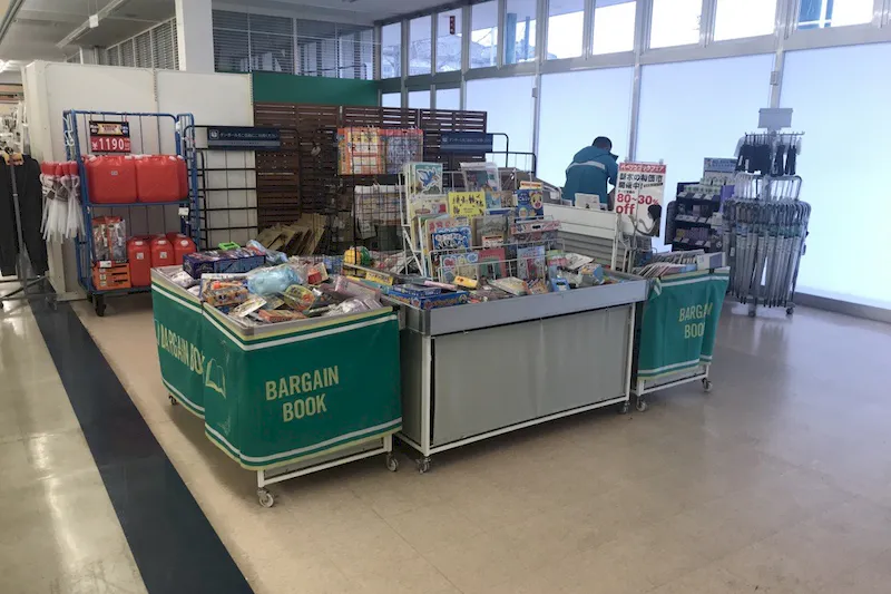 【西友　上田東店】入口横テナント区画　プロモーション用途や物販、食物販のポップアップストアに最適なスーパー店内催事イベントスペース