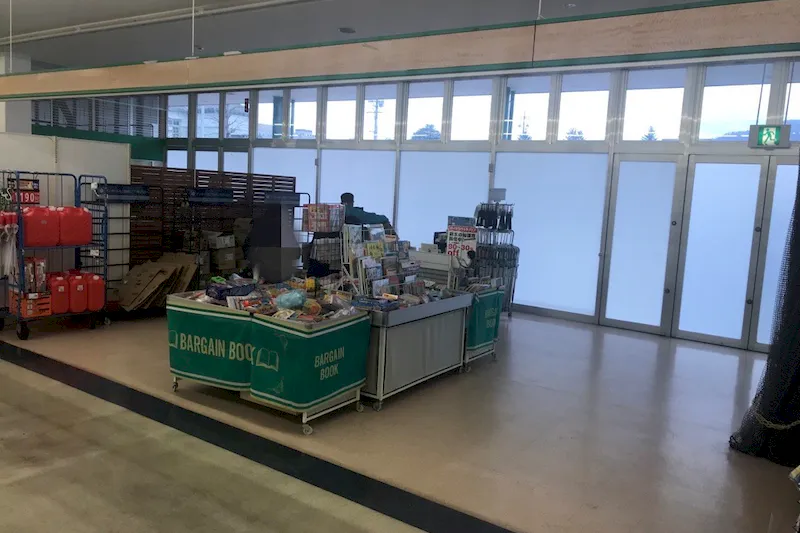 【西友　上田東店】入口横テナント区画　プロモーション用途や物販、食物販のポップアップストアに最適なスーパー店内催事イベントスペース