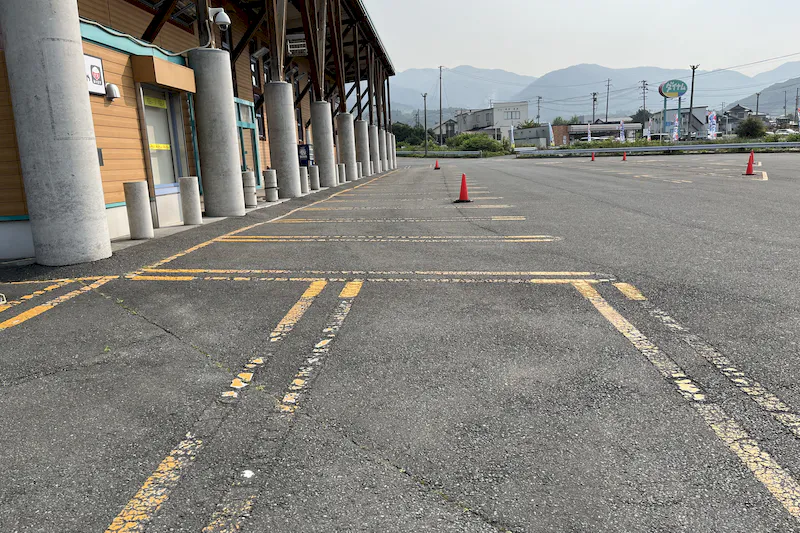 【ダイナム岩手大船渡店ゆったり館｜割引キャンペーン実施中】キッチンカーやプロモーションに最適なアミューズメント施設のイベントスペース