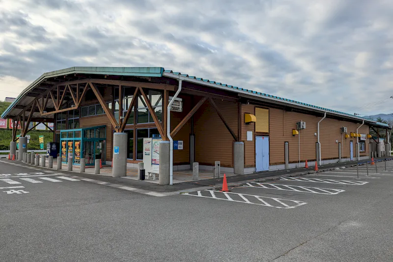【ダイナム和歌山橋本店｜割引キャンペーン実施中】物販や喫煙具等のプロモーションイベントでの出店に最適なアミューズメント施設のイベントスペース