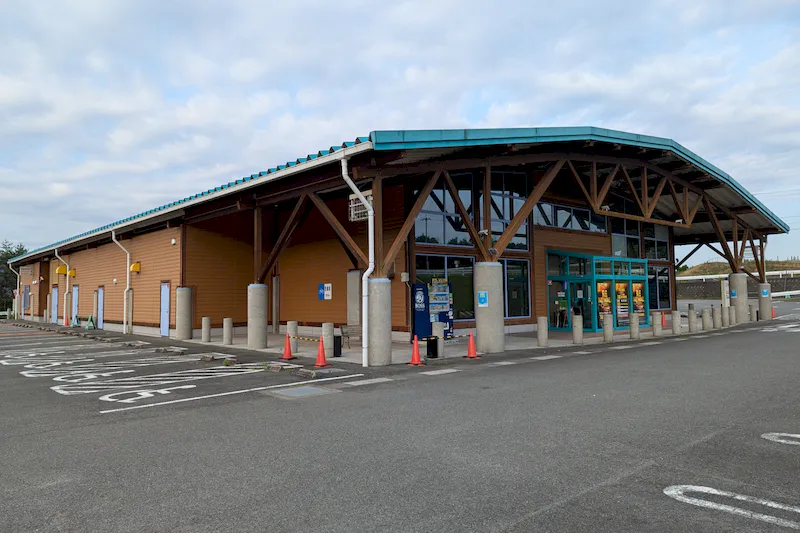 【ダイナム和歌山橋本店｜割引キャンペーン実施中】物販や喫煙具等のプロモーションイベントでの出店に最適なアミューズメント施設のイベントスペース